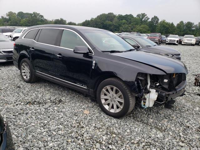 Photo 4 from auction – 2017 LINCOLN MKT with VIN 2LMHJ5NK8HBL01620