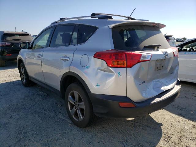 Photo 2 from auction – 2015 TOYOTA RAV4 XLE with VIN JTMWFREV9FD073032