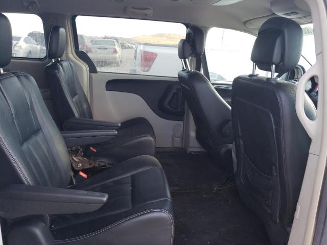 Photo 11 from auction – 2013 CHRYSLER TOWN & COU with VIN 2C4RC1BGXDR743890