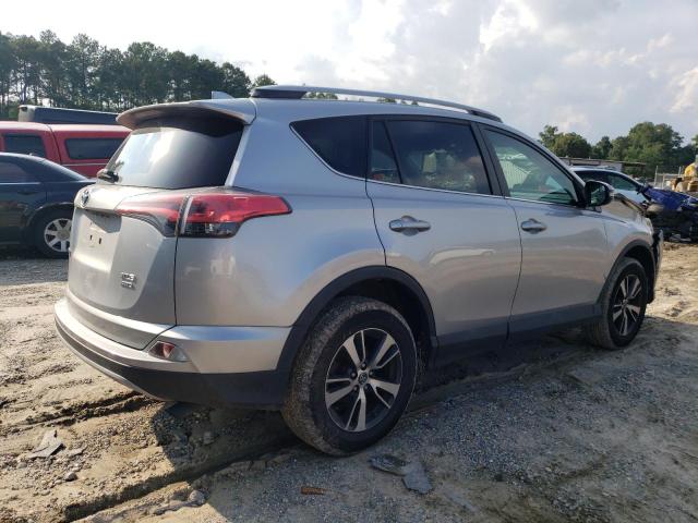 Photo 3 from auction – 2017 TOYOTA RAV4 XLE with VIN 2T3RFREV0HW583868