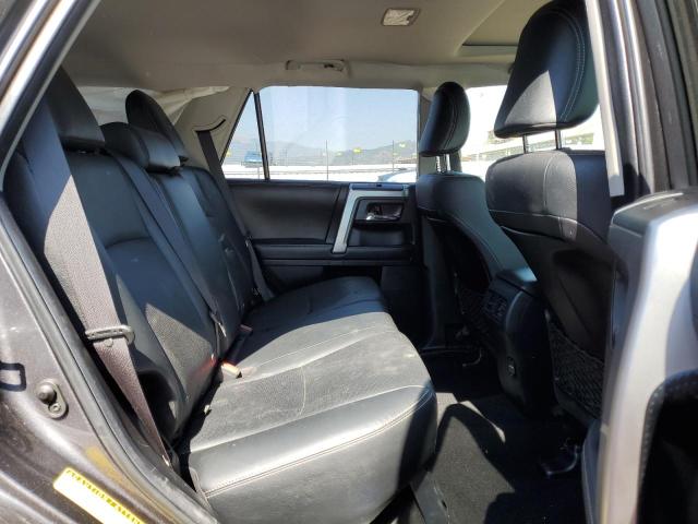 Photo 10 from auction – 2018 TOYOTA 4RUNNER SR with VIN JTEBU5JR1J5564568
