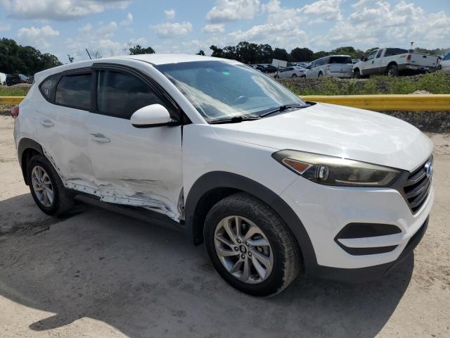 Photo 4 from auction – 2016 HYUNDAI TUCSON SE with VIN KM8J23A45GU192323