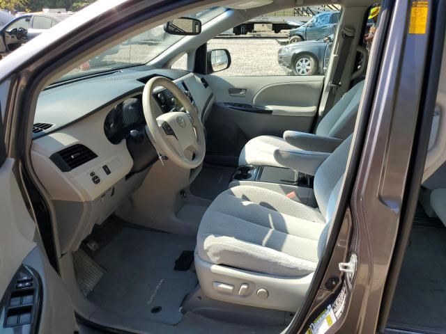 Photo 7 from auction – 2013 TOYOTA SIENNA LE with VIN 5TDKK3DC8DS314961