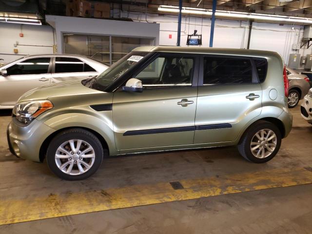 KIA SOUL + 2013 z numerem VIN KNDJT2A6XD7488302 - Zdjęcie z aukcji