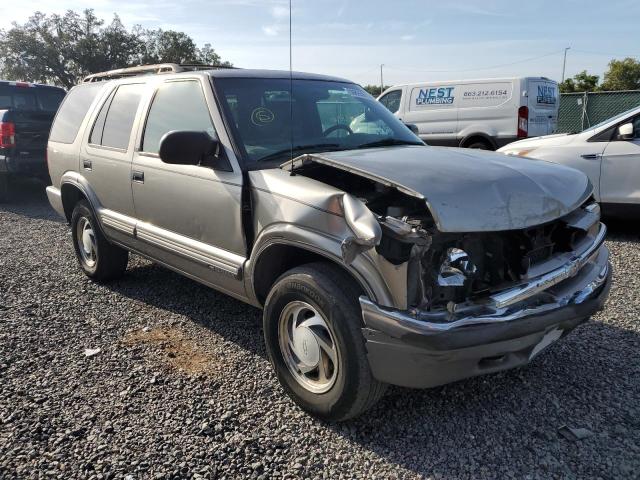 Photo 4 from auction – 2000 CHEVROLET BLAZER with VIN 1GNDT13W7Y2183581