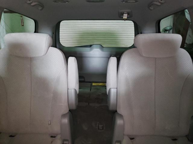 Photo 10 from auction – 2007 HYUNDAI ENTOURAGE with VIN KNDMC233776013488