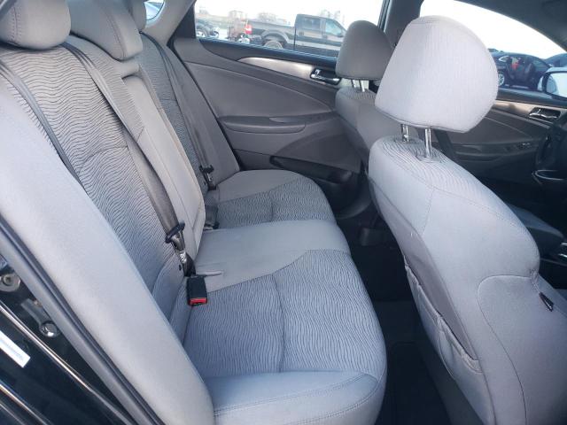 Photo 10 from auction – 2012 HYUNDAI SONATA HYB with VIN KMHEC4A42CA037910
