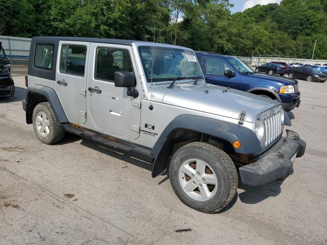 Photo 4 from auction – 2009 JEEP WRANGLER U with VIN 1J4GZ39129L726983