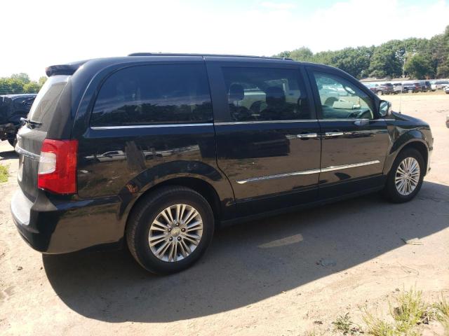 Photo 3 from auction – 2015 CHRYSLER TOWN & COU with VIN 2C4RC1CG8FR697235