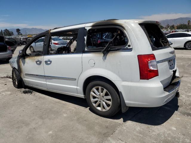 Photo 2 from auction – 2016 CHRYSLER TOWN & COU with VIN 2C4RC1GG7GR256840