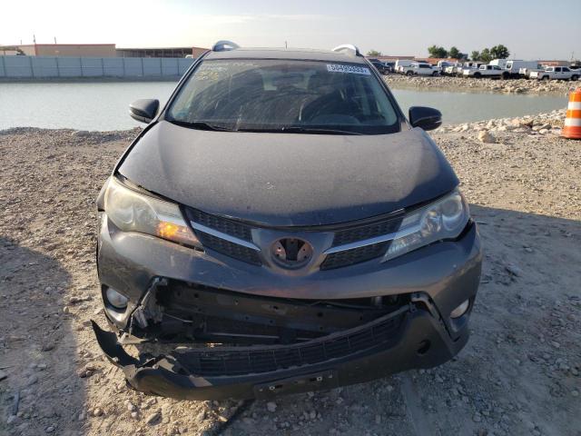 Photo 5 from auction – 2015 TOYOTA RAV4 XLE with VIN JTMRFREV5FD152906