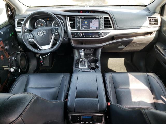 Photo 8 from auction – 2019 TOYOTA HIGHLANDER with VIN 5TDJZRFH1KS943638