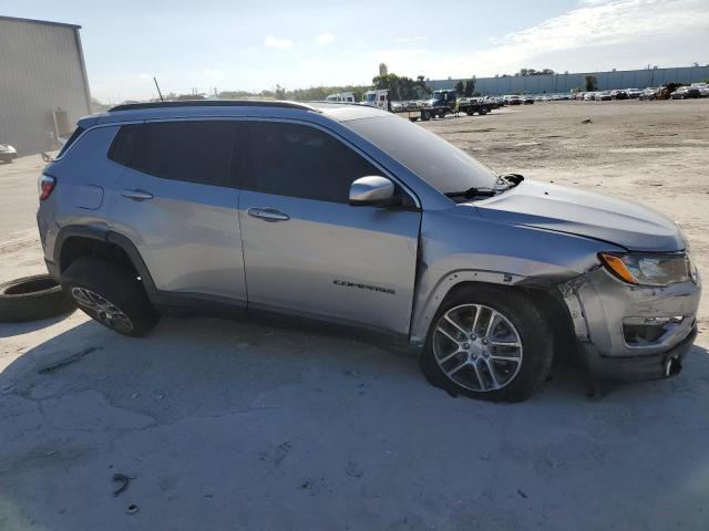 Фото 4 с аукциона – 2019 JEEP COMPASS LA с VIN 3C4NJCBB1KT637262