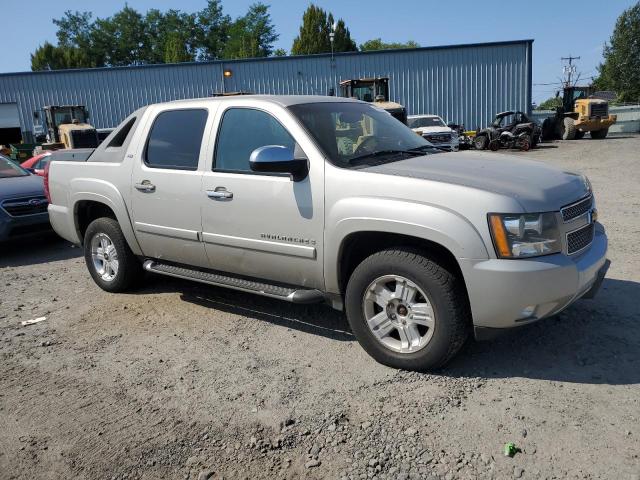 Photo 4 from auction – 2008 CHEVROLET AVALANCHE with VIN 3GNFK12378G143396