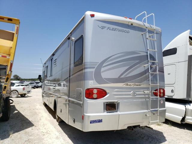 Фото 3 с аукциона – 2005 FLEETWOOD PACE ARROW с VIN 5B4MPA7G453408003