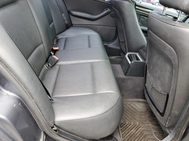 Photo 10 from auction – 2003 BMW 325 XI with VIN WBAEU33463PH90782