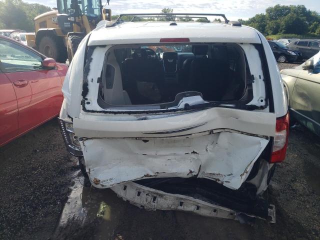 Photo 6 from auction – 2015 CHRYSLER TOWN & COU with VIN 2C4RC1BG4FR729955