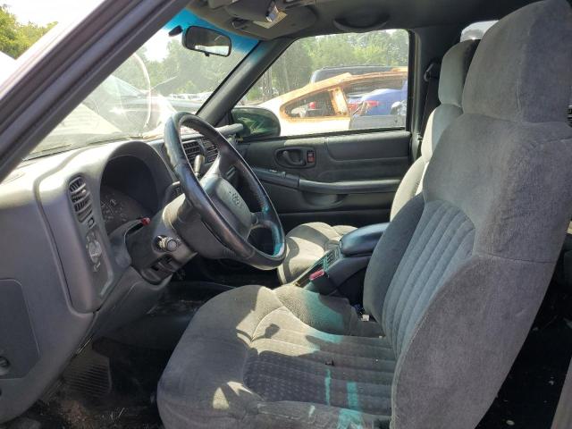 Photo 7 from auction – 2002 CHEVROLET BLAZER with VIN 1GNCS13W02K134373