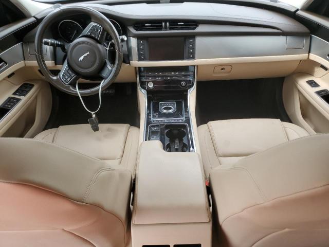 Photo 8 from auction – 2017 JAGUAR XF PREMIUM with VIN SAJBD4BV2HCY35722