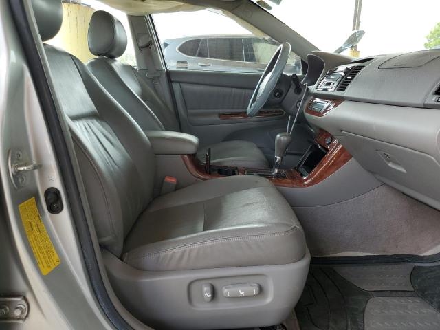 Photo 7 from auction – 2005 TOYOTA CAMRY LE with VIN JTDBF30K850164467