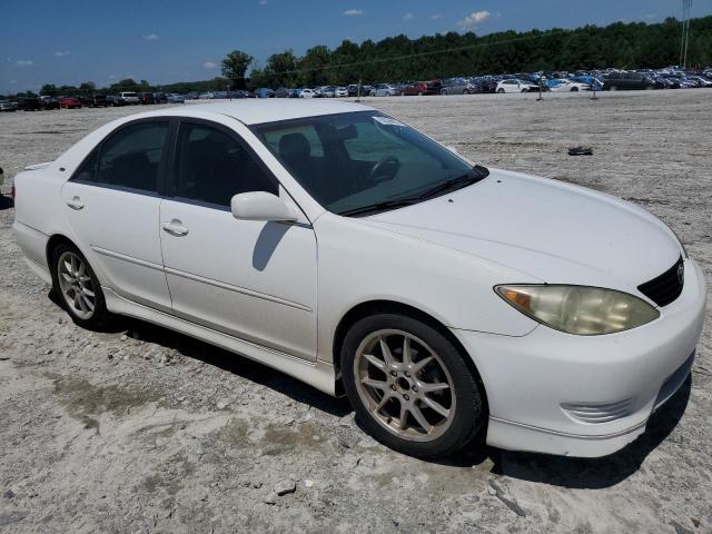 Photo 4 from auction – 2005 TOYOTA CAMRY LE with VIN 4T1BE32K75U564797