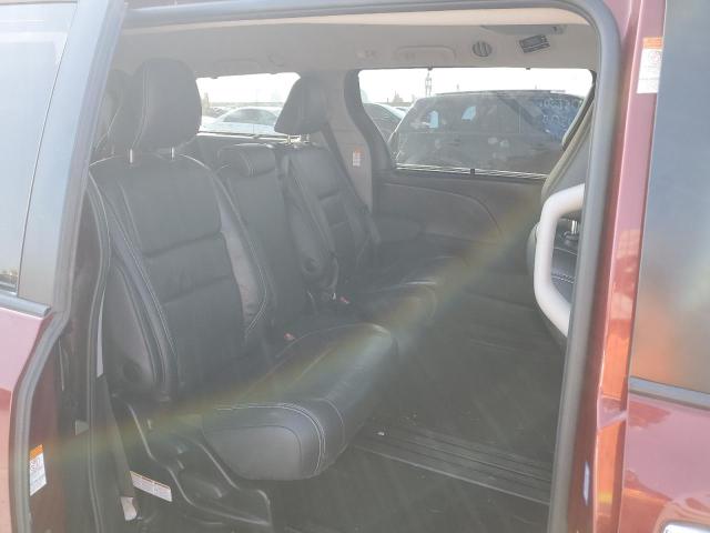 Photo 11 from auction – 2017 TOYOTA SIENNA SE with VIN 5TDXZ3DC2HS846259
