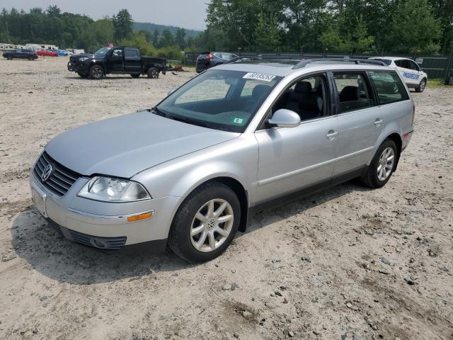 VOLKSWAGEN PASSAT GLS 2004 with VIN WVWVE63B44E299461 - Photo from auction