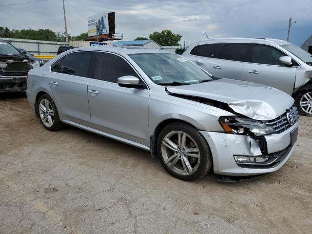 Photo 4 from auction – 2015 VOLKSWAGEN PASSAT SEL with VIN 1VWCV7A31FC024859