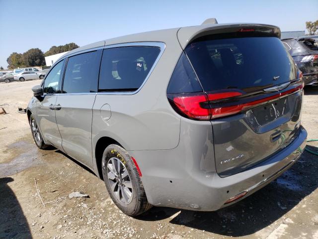 Photo 2 from auction – 2022 CHRYSLER PACIFICA H with VIN 2C4RC1L72NR124166