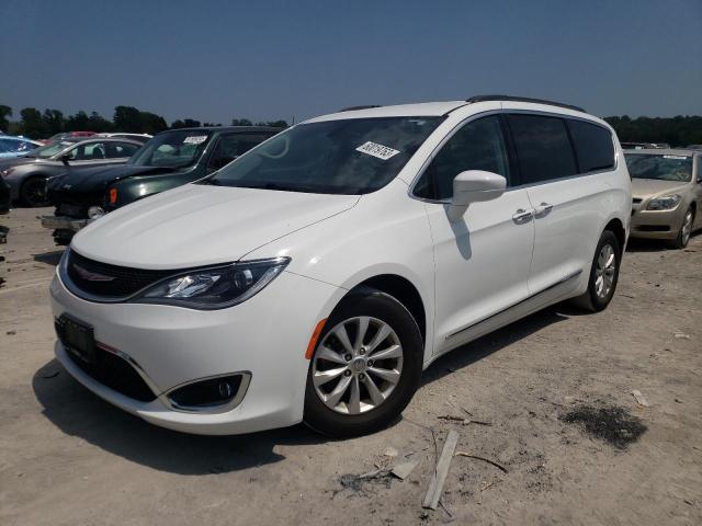 CHRYSLER PACIFICA T 2017 with VIN 2C4RC1BG5HR708261 - Photo from auction