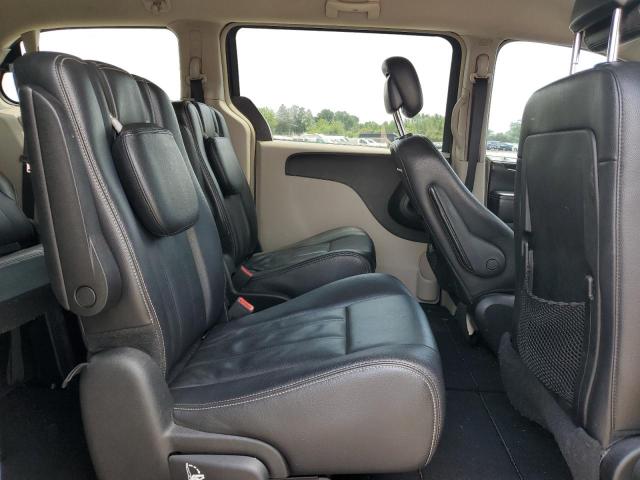 Photo 11 from auction – 2013 CHRYSLER TOWN & COU with VIN 2C4RC1BG8DR744522