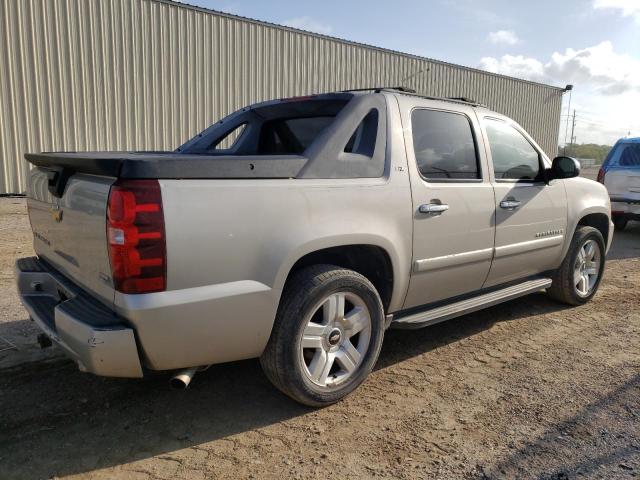 Photo 3 from auction – 2007 CHEVROLET AVALANCHE with VIN 3GNEC12057G321061