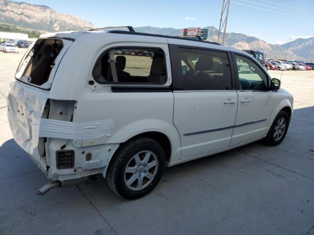 Photo 3 from auction – 2011 CHRYSLER TOWN & COU with VIN 2A4RR5DG3BR674793