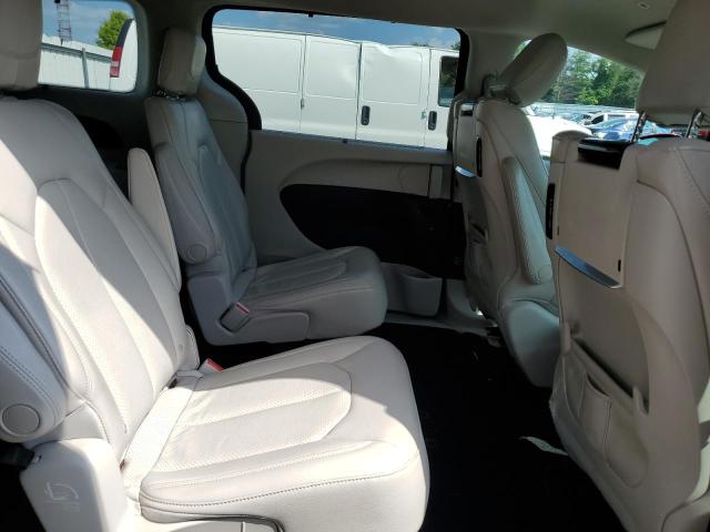 Photo 11 from auction – 2018 CHRYSLER PACIFICA T with VIN 2C4RC1EG9JR271074