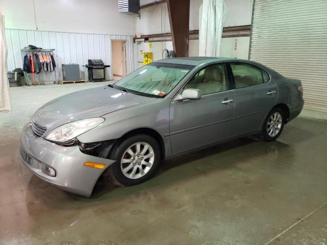 LEXUS ES 300 2002 with VIN JTHBF30G020027724 - Photo from auction