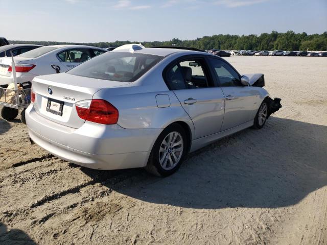 Photo 3 from auction – 2006 BMW 325 I with VIN WBAVB13576KR64845