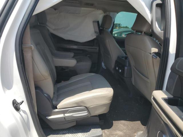 Photo 11 from auction – 2018 FORD EXPEDITION with VIN 1FMJK1KT0JEA14444