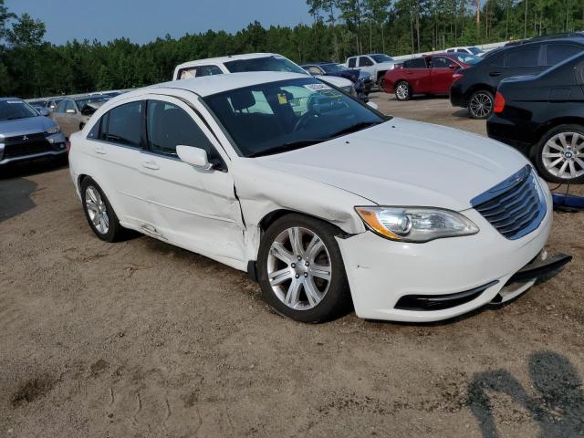 Photo 4 from auction – 2013 CHRYSLER 200 TOURIN with VIN 1C3CCBBB8DN732307