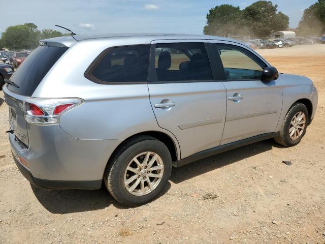 Photo 3 from auction – 2014 MITSUBISHI OUTLANDER with VIN JA4AD2A30EZ010070
