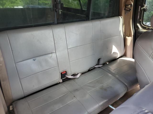 Photo 10 from auction – 1999 FORD F150 with VIN 1FTRX18W7XKA09889