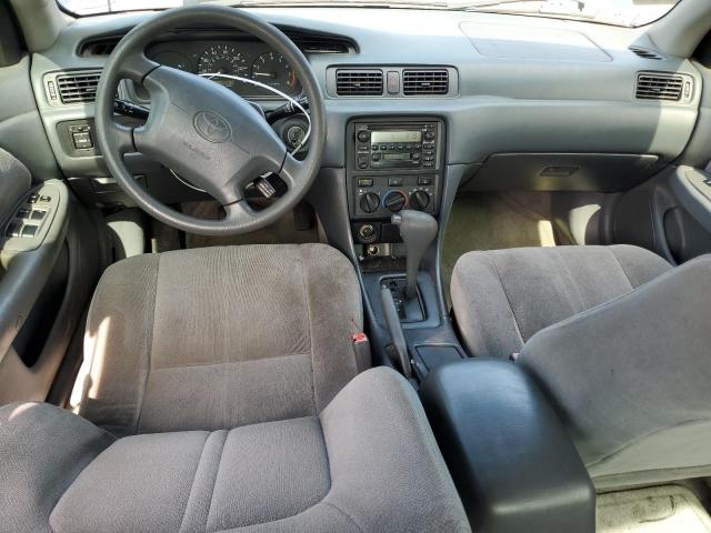 Photo 8 from auction – 2000 TOYOTA CAMRY CE with VIN 4T1BG22K6YU758293