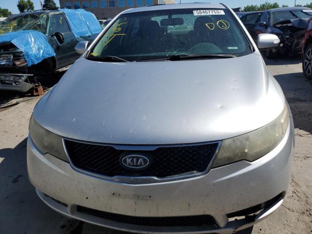 Photo 5 from auction – 2010 KIA FORTE EX with VIN KNAFU4A25A5115202