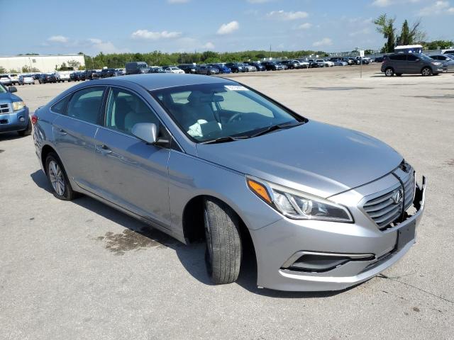 Photo 4 from auction – 2016 HYUNDAI SONATA SE with VIN 5NPE24AF9GH406513