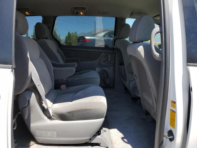 Photo 11 from auction – 2007 TOYOTA SIENNA CE with VIN 5TDZK23C77S063171