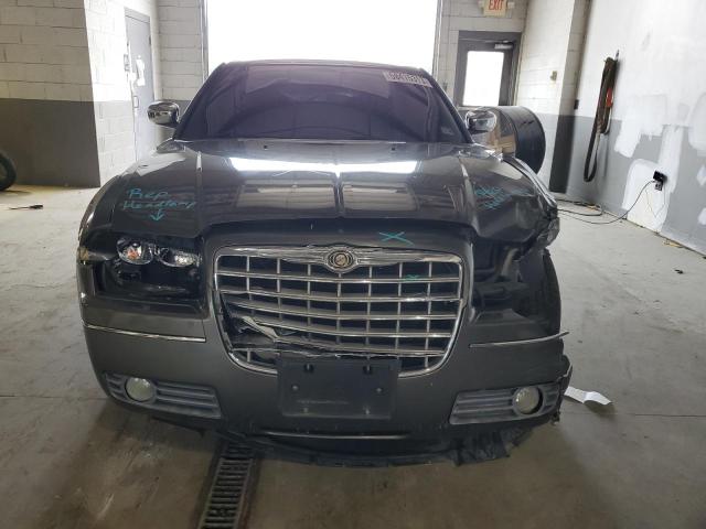 Photo 5 from auction – 2010 CHRYSLER 300 TOURIN with VIN 2C3CA4CD3AH140030