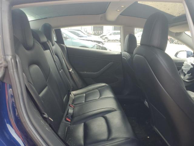 Photo 10 from auction – 2018 TESLA MODEL 3 with VIN 5YJ3E1EA3JF102370