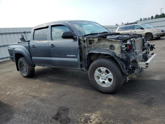 Photo 4 from auction – 2015 TOYOTA TACOMA DOU with VIN 3TMLU4EN2FM172369