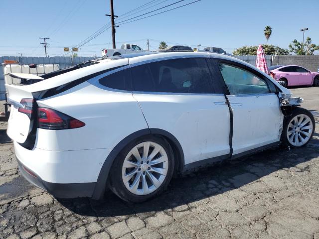Photo 3 from auction – 2016 TESLA MODEL X with VIN 5YJXCDE22GF026294