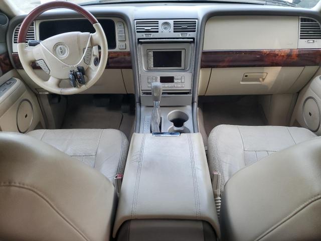 Photo 8 from auction – 2004 LINCOLN NAVIGATOR with VIN 5LMFU27R74LJ42552
