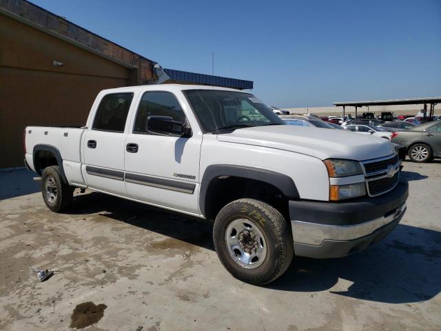 Photo 4 from auction – 2005 CHEVROLET SILVERADO with VIN 1GCHC23U75F802523